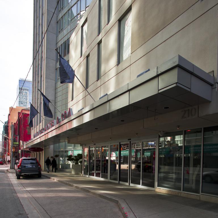 Pantages Hotel Toronto Centre Extérieur photo